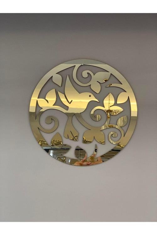 Çiçeklerin Arasında Uçan Kuş Mdf Üzeri Gold Pleksi Duvar Dekorasyon 40X40 Cm