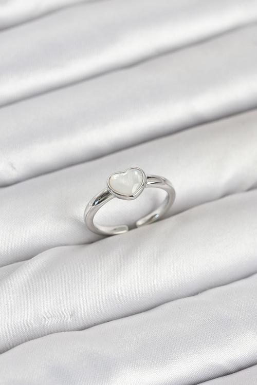 Pirinç Gümüş Renk Kalpli Kadın Yüzük - EBJ250927W37968