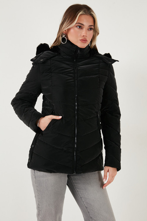 Kapitoneli Slim Fit Çıkarılabilir Kapüşonlu Bayan Mont 497MARA SİYAH