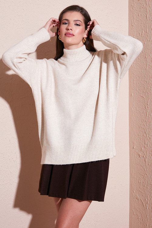 Premium Oversize Fit Balıkçı Yaka Yumuşak Dokulu Triko Bayan Kazak 680KZ00469 TAŞ