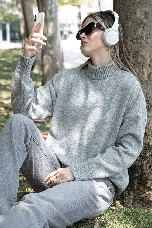 Premium Oversize Fit Balıkçı Yaka Yumuşak Dokulu Triko Bayan Kazak 680KZ00469 AÇIK GRİ