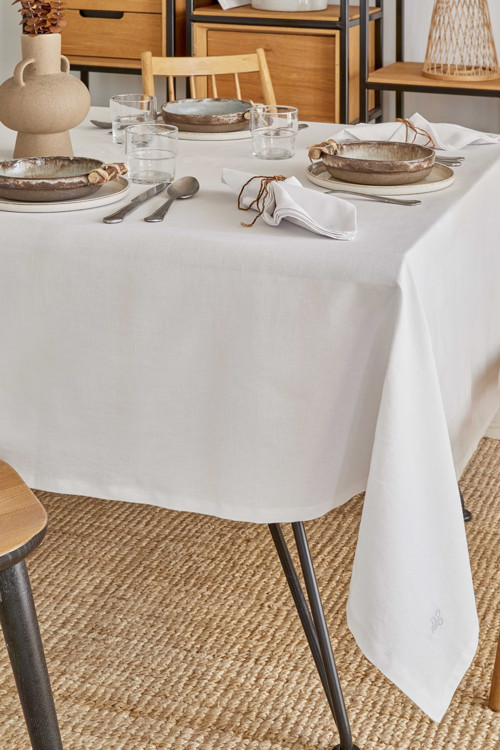 4 Element Beyaz Masa Örtüsü 160x240 cm