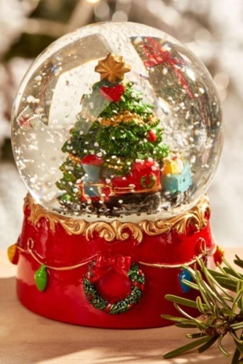 New Year Yılbaşı Tree With Train Kar Küresi