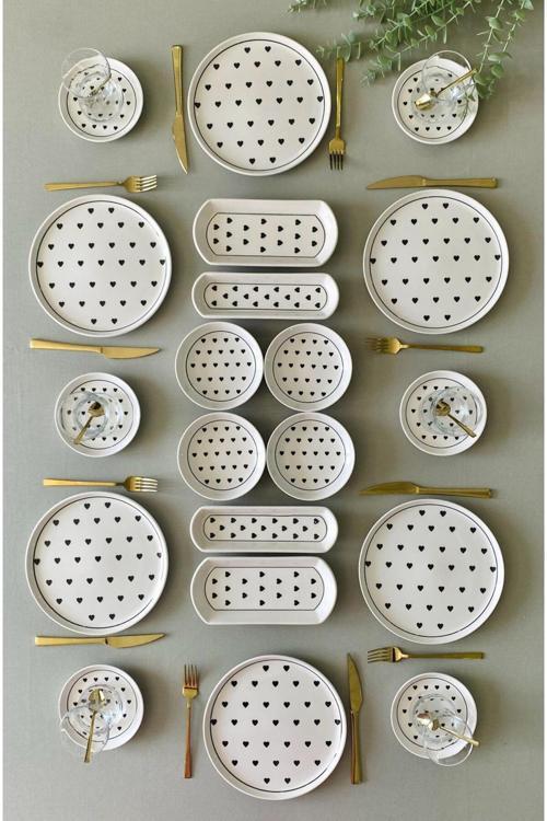 Love Serisi Siyah Minimal Kalp Desenli 6 Kişilik 26 parça Kahvaltı Takımı (Bardak Hediyeli)