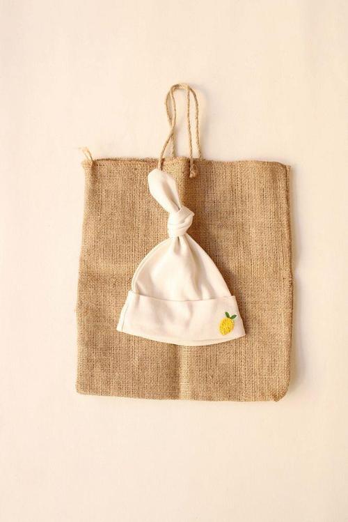 Limon Nakışlı Yenidoğan Şapka