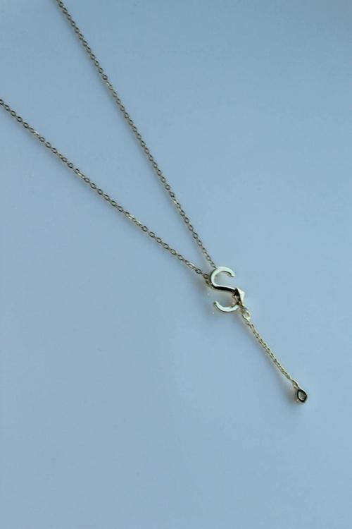 Uzak Şehir S Harfli Çelik Alya Kolye Kararmaz Renk Atmaz