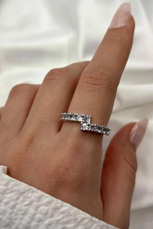 Premium Seri Çapraz Yarım Tur Zirkon Taşlı Boncuk Kol Tasarım Model Ayarlanabilir Kadın Yüzük