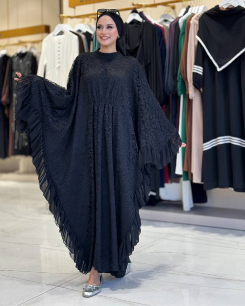 Şifon Fırfır Detaylı Dantel Elbise