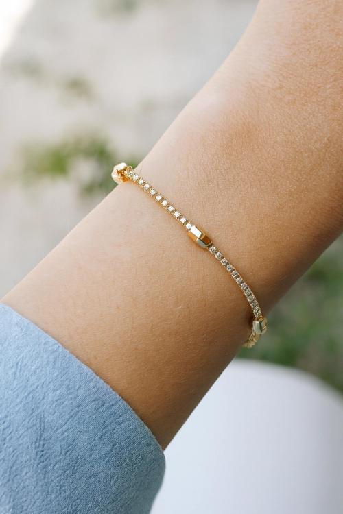 V.İ.P Seri Full Taşlı Su Yolu Çoklu Slim Model Renk Atmaz Kararmaz Garantili Kadın Çelik Bileklik