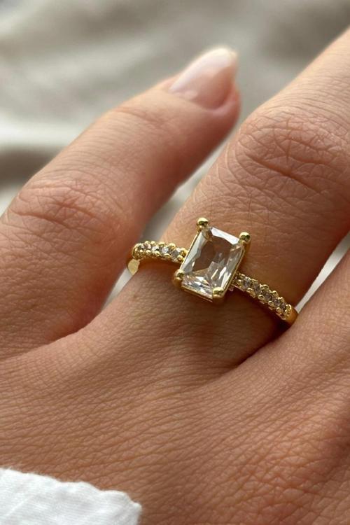 Lustre Klasik Baget Kesim Taşlı Sıra Bant Tek Taş Ayarlanabilir Kadın Yüzük