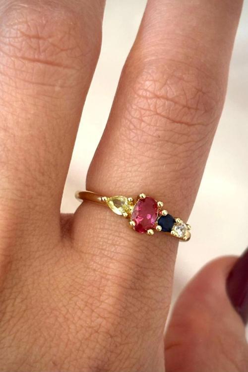 İthal Seri Renkli Zirkon Taşlı Zarif Oval 4 Taşlı Tasarım Ayarlanabilir Kadın Çelik Yüzük