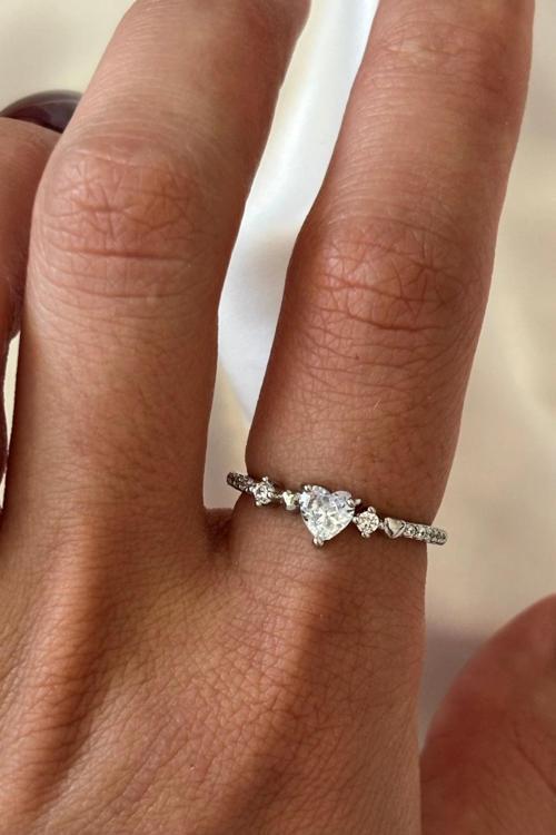 İthal Seri Zarif Zirkon Taşlı Kalp Tasarım Ayarlanabilir Kadın Çelik Yüzük