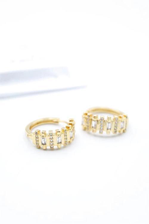 Taşlı Halka Küpe - Altın