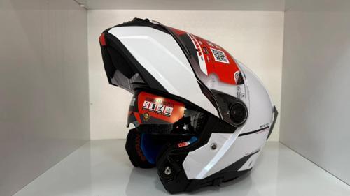 KASK MT ATOM 2 A11 ÇENE AÇILIR PARLAK BEYAZ