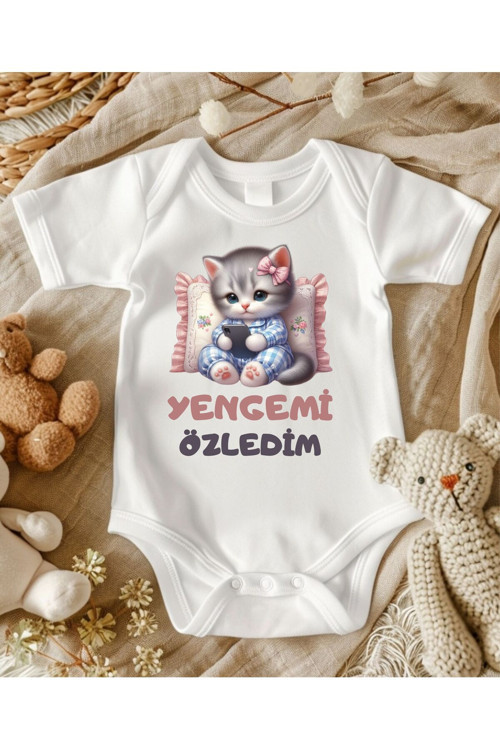 Yenge Yazılı İsimli Bebek Zıbın Anne Yenge Teyze Dayı Amca Yazılı Bebek Hediye