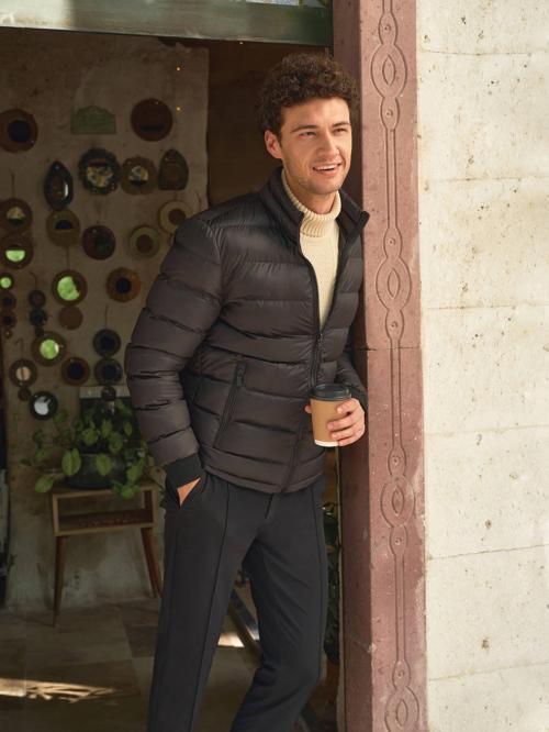 Siyah Regular Fit Kapüşonlu Casual Dokuma Pardesü