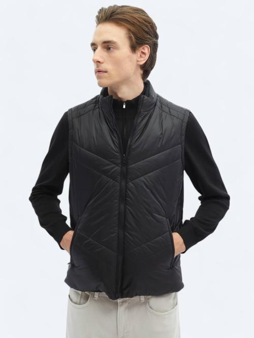 Siyah Regular Fit Gizli Kapüşon Casual Dokuma Spor Yelek