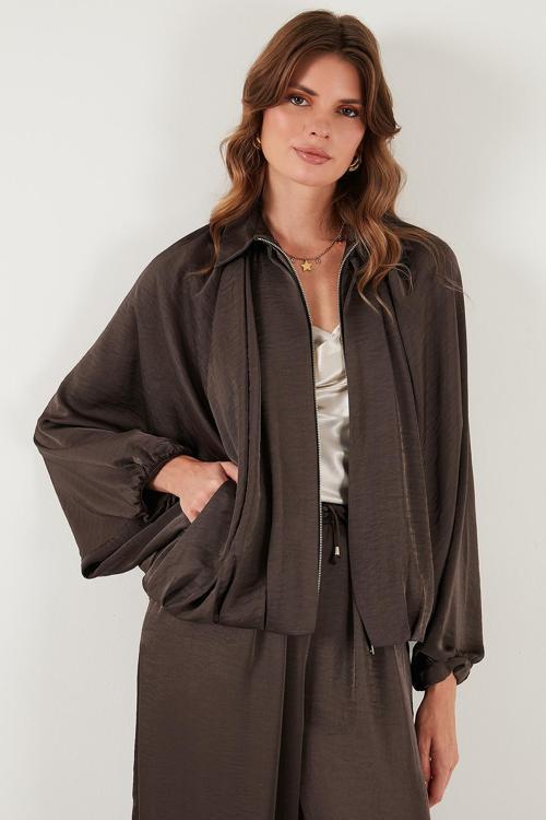 Oversize Klasik Yaka Yarasa Kol Fermuarlı Saten Bayan Ceket 6839584 KAHVE