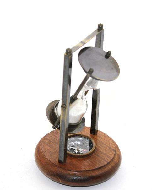 Pirinç Pusulalı Kum Saati Model 4