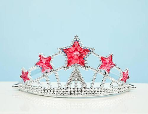 Kırmızı Yıldız Taşlı Plastik Elsa Tacı Çocuk Boy