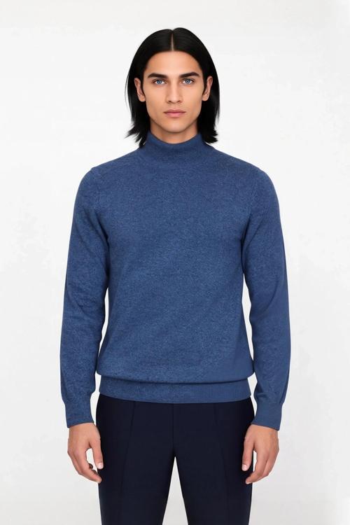 Erkek Slim Fit Dik Yaka Basic Triko Kazak Soğuk Havalarda Konforlu ve Rahat Bir Tarz Sunar