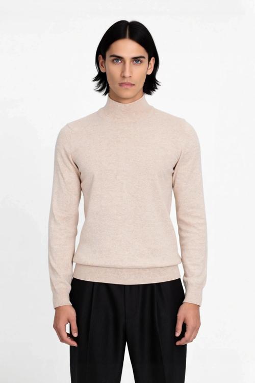 Erkek Slim Fit Dik Yaka Basic Triko Kazak Soğuk Havalarda Konforlu ve Rahat Bir Tarz Sunar