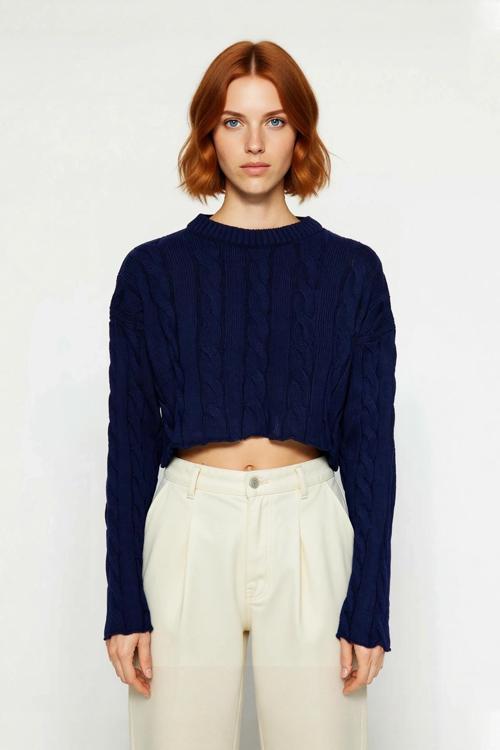 Kadınlara Özel Ekru Regular Kesim Süper Crop Saç Örgü Bisiklet Yaka Uzun Kol Akrilik Triko Kazak