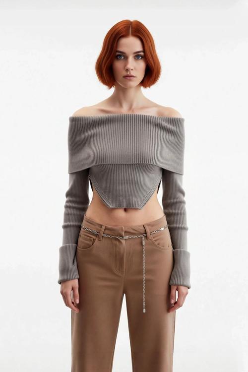 Kadın Basic Fitilli Triko Kazak Carmen Yaka Ve Super Crop Kesimiyle Modern Şıklık Sunar Kaliteli