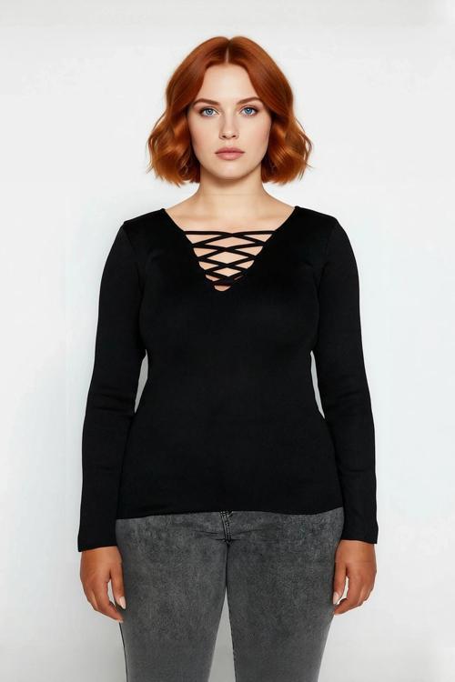 Kadın Bodycone Siluet Uzun Kollu Düz Desenli Triko Kazak Gündüz Gece Kombinlere Şık Uyum Sağlar