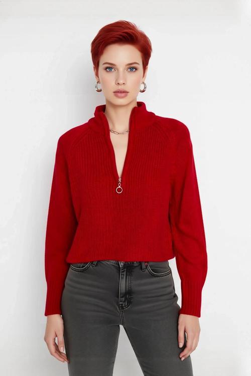 Kadın Regular Kalıp Selanik Örgü Fermuarlı Dik Yaka Crop Triko Kazak Soğuk Havaların Şık Seçimi