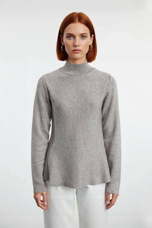 Kadın Dik Yaka Triko Kazak Kış Sezonu İçin Regular Kalıp Şık Ve Rahat Günlük Kombinlerin