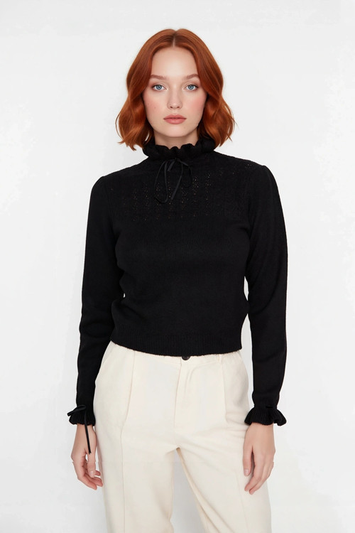 Kadın Uzun Kollu Regular Kesim Dik Yaka Ajur Desenli Bağcıklı Triko Kazak Kışlık Basic Stil