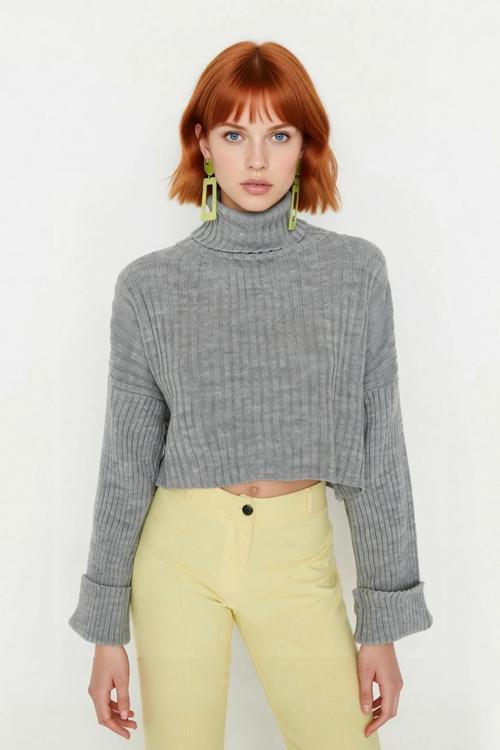 Kadın Oversize Super Crop Balıkçı Yaka Kışlık Triko Kazak Uzun Kollu Rahat Ve Şık Stil Kaliteli