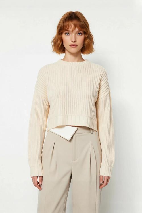 Kadın Bordo Oversize Kesim Fitilli Triko Crop Kazak Uzun Kollu Bisiklet Yaka Günlük Şıklık
