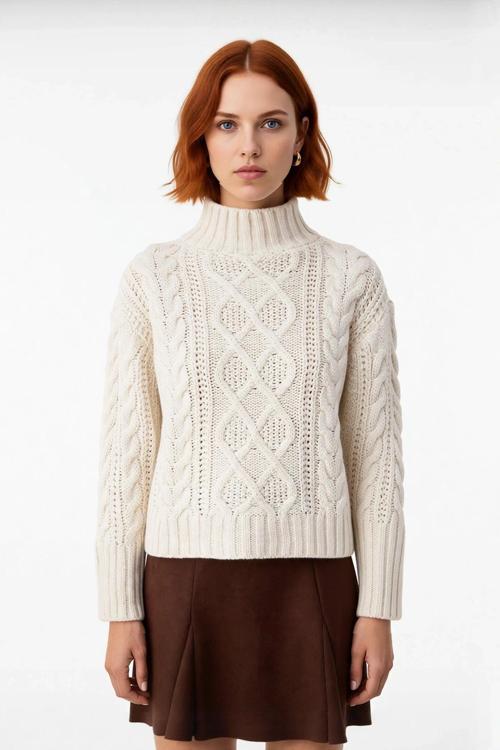 Kadın Oversize Akrilik Triko Saç Örgü Dik Yaka Kazak Soğuk Günler İçin Konforlu ve Şık Seçim