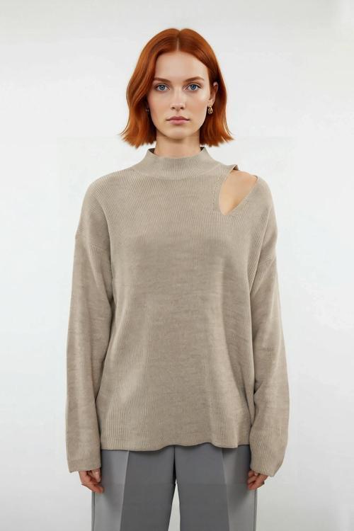 Kadın Modern Oversize Düşük Kol Siyah Akrilik Triko Kazak Cut Out Detaylı Günlük Şıklık Kaliteli