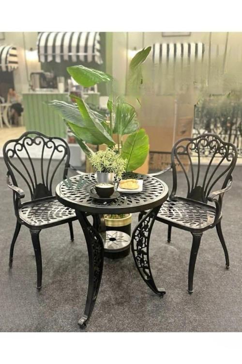 Ferforje Görünümlü 150 Kg Taşıma Kapasiteli 2 Yıl Garantili Plastik Bahçe Masa Sandalye Takımı