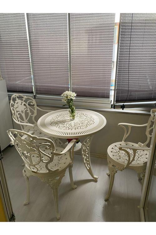 Ferforje Görünümlü Masa Sandalye, Dış Mekanda Kullanılabilir 3 Kişilik Plastik Beyaz Masa Takımı