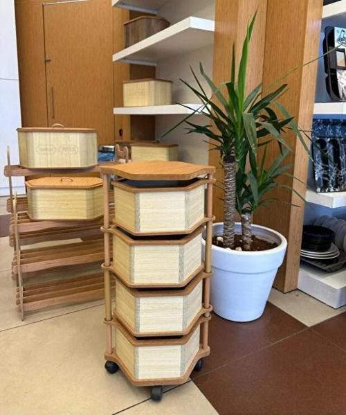 Ahşap Altıgen Sebzelik 4 Katlı Yana Açılır Patates Soğan Tekerlekli Sebzelik Krem