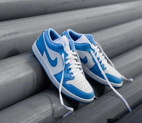 AİR JORDAN 1 LOW SE 'LEGEND BLUE'-SPORTXOUTLET