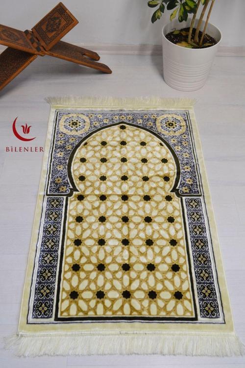 Lüks Kadife Seccade - 70x110 cm - Şık, Kalın Yumuşak Doku - Konforlu Seccade