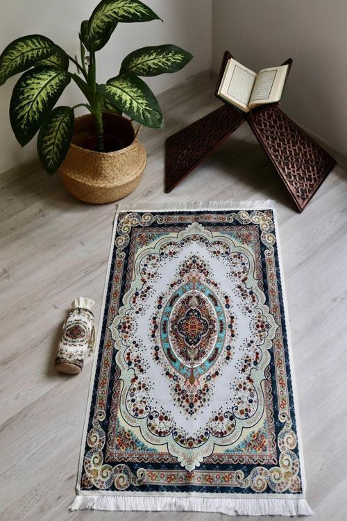 Pratik Ve Taşınabilir Ipek Dokulu Keseli Seccade Halı Desen S100112