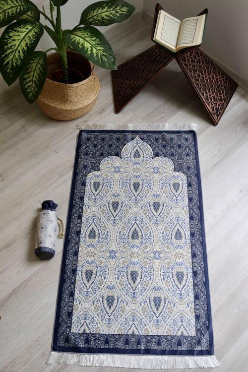 Taşınabilir Ipek Dokulu Keseli Seccade S1001-2 Lacivert