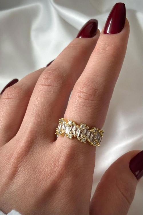 Premium Seri Line Model Zirkon Taşlı Çapraz Baget Tasarım Ayarlanabilir Kadın Yüzük