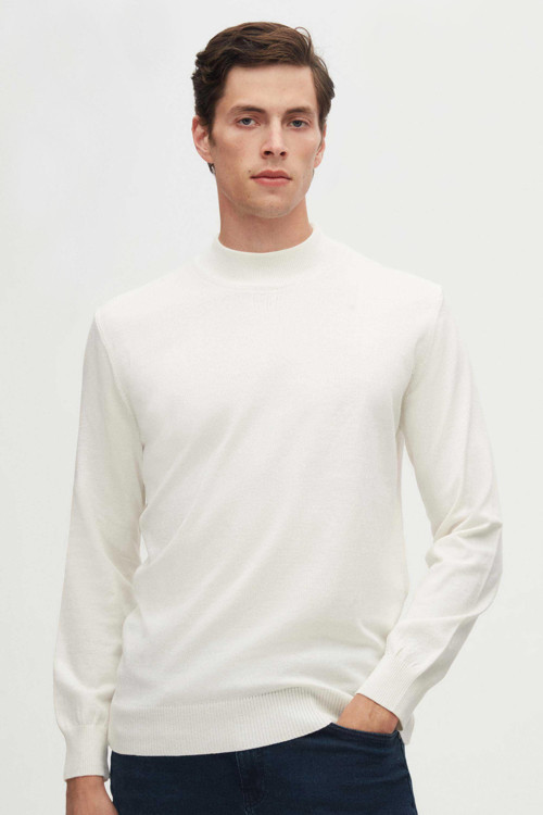 Regular Fit Ekru Pamuk Karışımlı Yarım Balıkçı Triko Kazak