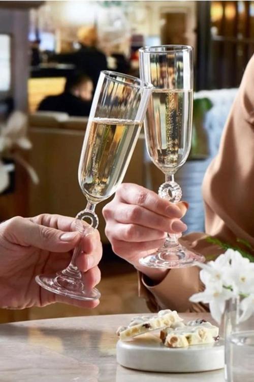 440313 Amore 6 Lı Ayaklı Şampanya Bardak Kadeh150cc