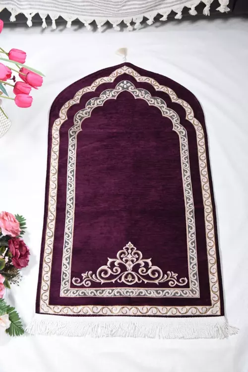 Oval Astarlı Seccade Mürdüm