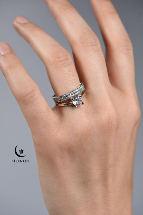 Kadın Taşlı Çift Yüzük Görünümlü Metal Yüzük Uzun Ömürlü,Şık Tasarım (24’lü kutu)