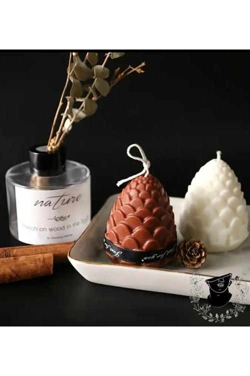 3'Lü Gerçekçi Ayrıntılara Sahip Kozalak Tasarımı Doğal Soya Mum