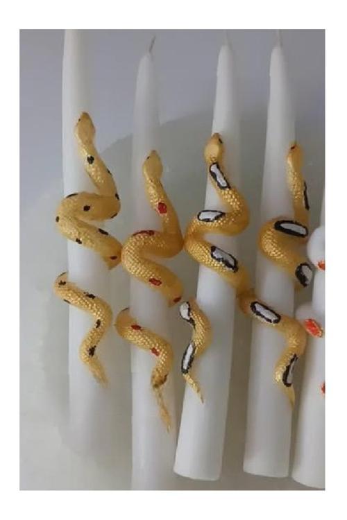 Zarif Yılan Kabartmalı Renkli Şamdam Mumu Dekoratif Yılan Figürlü Mum